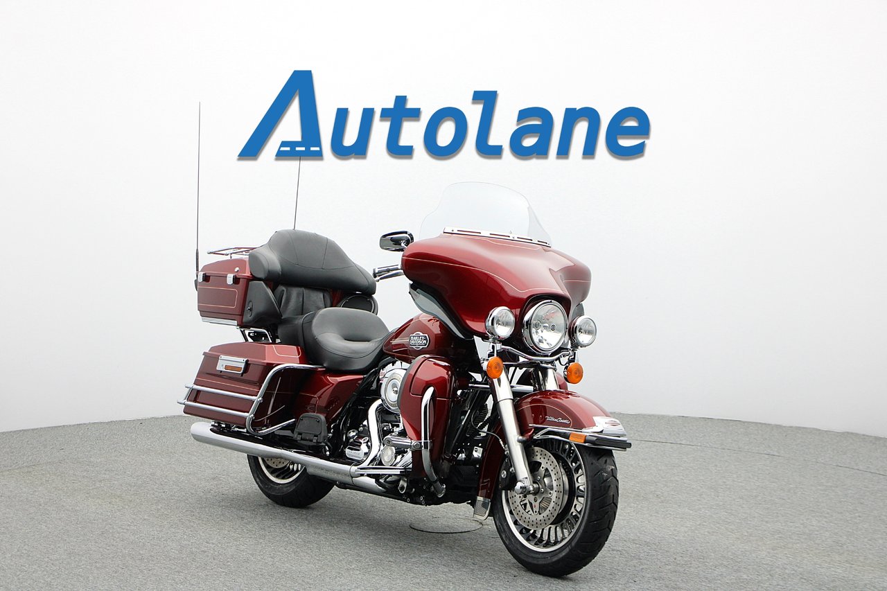 Harley-Davidson Electra Glide...