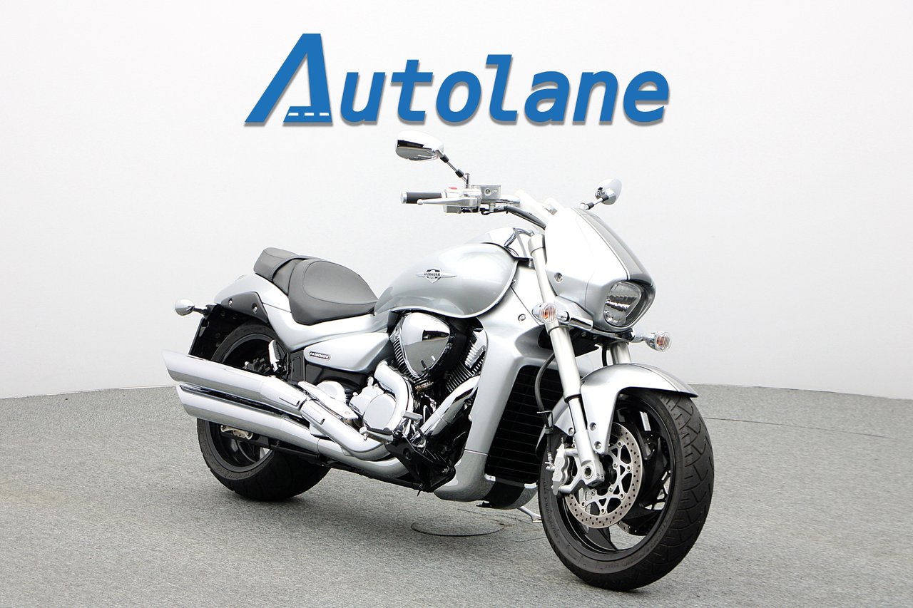 Suzuki VZR1800 Intruder *M180...