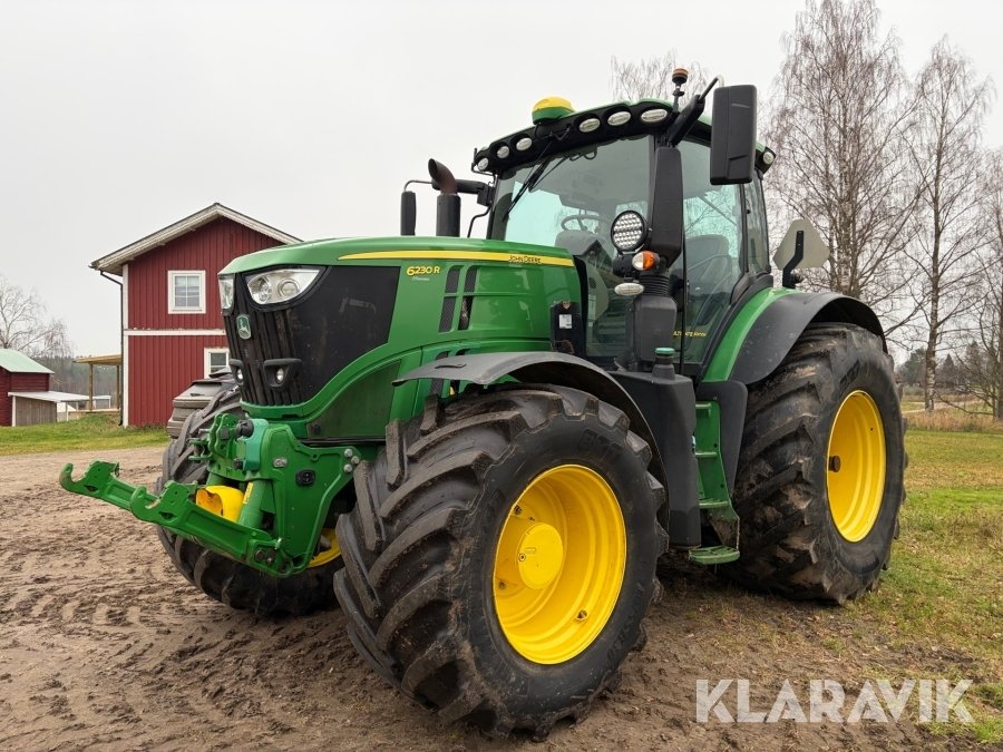Traktor John Deere 6230 R Ult...