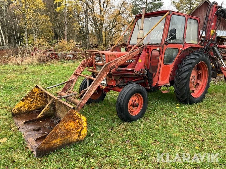 Traktor Volvo BM T 430 med fr...