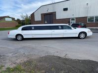 Lincoln Town Car Limo Stretch Limousine Vit 5 Dörrars