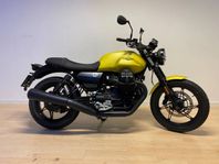 Moto Guzzi V7 Stone Omg. Leverans 5,95% ränta !