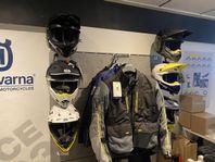 Husqvarna hjälmar och Cross utrustning-Stövlar