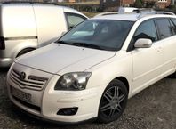 Toyota Avensis Kombi 2.4 D-4 VVT-i Automat 163hk