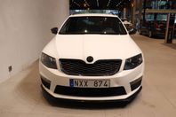 Skoda Octavia Combi RS 2.0 TSI 220hk/ 2 års garanti