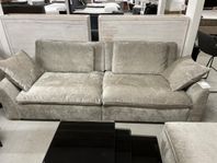 Soffa Lora 14990kr LAGERVARA