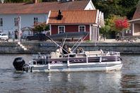 Sun Tracker Fishin Barge 20 DLX