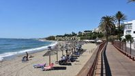 Ljus och rymlig lägenhet vid stranden, Mijas Costa