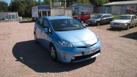 Toyota Prius Plug-in Hybrid 1.8 VVT-i + 3JM Plug-in CVT 136h