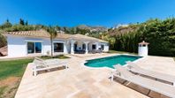 Magnifik villa med 6 sovrum med privat pool, Mijas