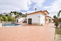 Villa med pool på Montgó i Denia