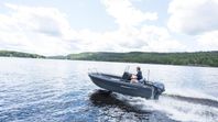 Pioner 14 Active SE med styrpulpet - Yamaha F25 GETL