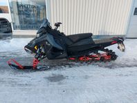 Polaris 650  Matryx Switchback Assault 146