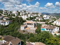 Villa för renovering i Monte Pego i Denia