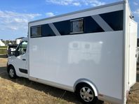 B-kortsbil Sweden Horsetruck stuteri för omgående lev