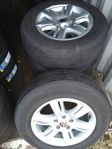 Fina VW Amarok Alufälgar 8/17"tum med Suv 245/65R17 107H