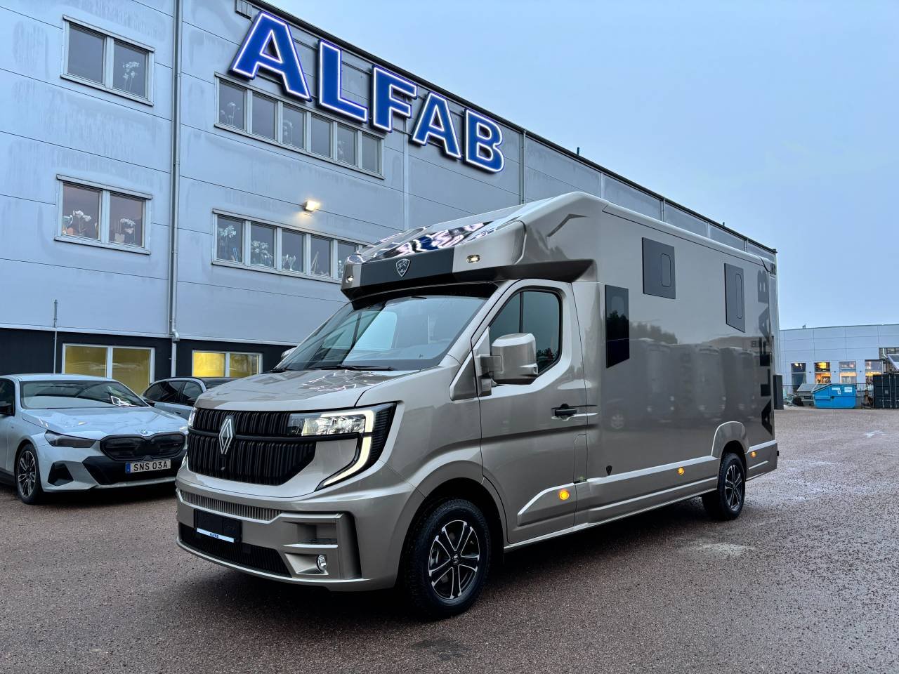 MTM FilOvan 5-sits stuterimod...