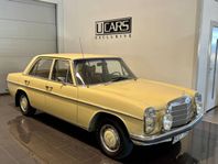 Mercedes-Benz 230 Svensksåld / Samma ägarfamilj i 32år