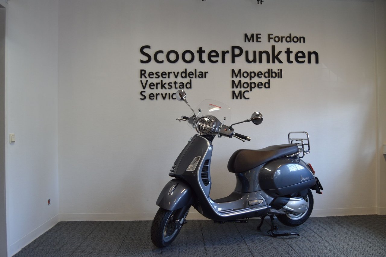 Vespa GTS 300 hpe TOURING