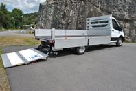 Ford Transit 4,2 m Flak med Bakgavellyft.