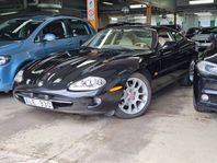 Jaguar XK 8 4.0 V8 Automat 284hk