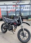 Rieju MRT Supermotard Black Edition *Kampanj*