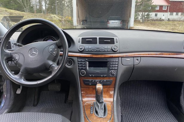 Mercedes-Benz E 220 T CDI 5G-Tronic Euro 4 sä - såld eller borttagen