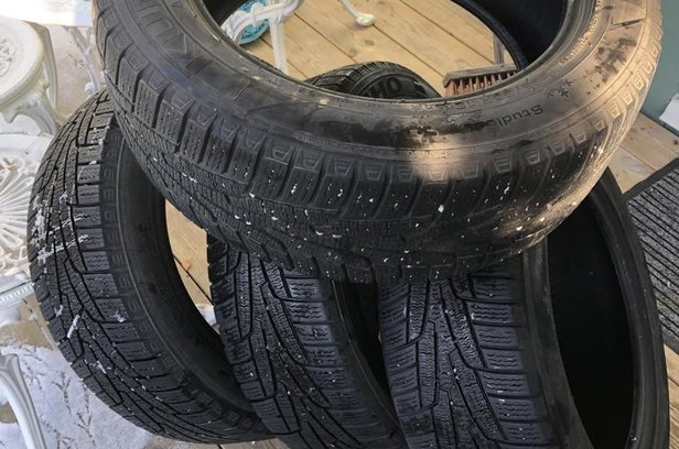 Vinterdäck Kumho 205 55 16 R91 Snow säljes på - såld eller borttagen
