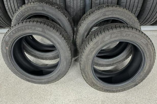 Kumho friktionsdäck 205/55-16 säljes i Jönköp - såld eller borttagen
