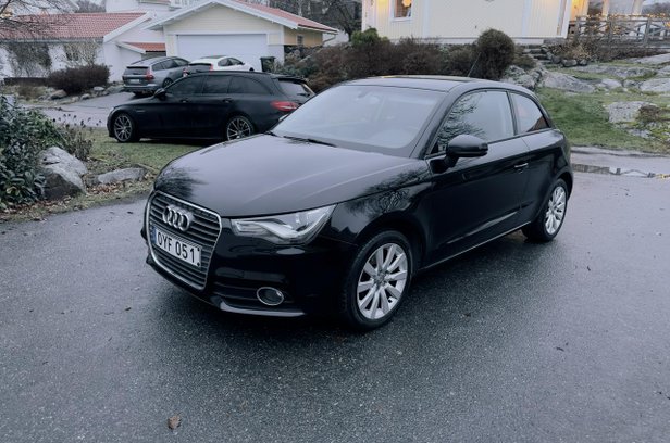 Audi A1 A Traktor säljes i Göteborgs stad B såld eller borttagen