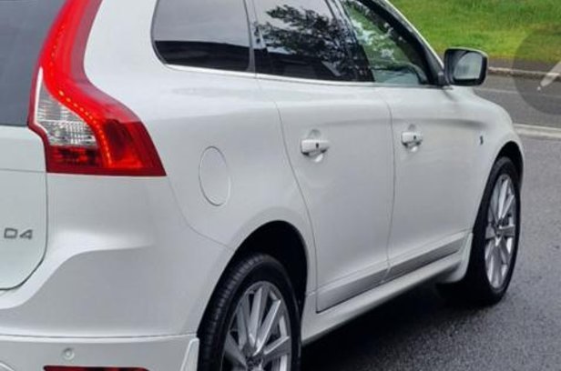 Volvo XC60 Stänkskydd och Vindavvisare säljes i Göteborgs stad | Blocket