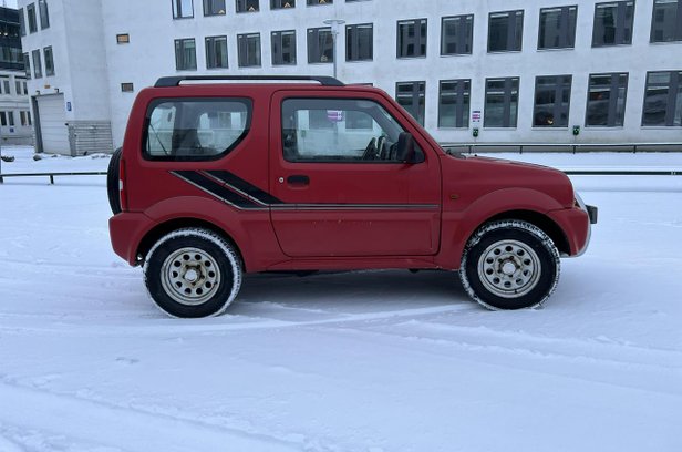 Suzuki Jimny 1.3 4WD säljes i Stockholms stad - såld eller borttagen