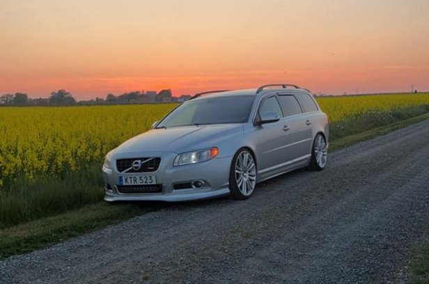 Volvo V70 Fas 2 h-can säljes i Simrishamn | - såld eller borttagen