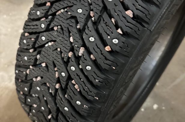 4 x Nokian Hakkapeliitta 8 205/55 R 16 94T Du - såld eller borttagen
