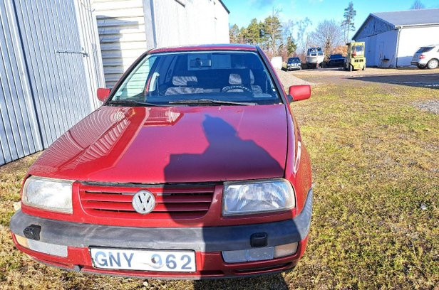 Volkswagen Vento 1.8 CL, CLX säljes i Örkelljunga | Blocket