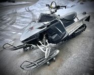 Specialbyggd Polaris Dragon RMK 800 155 -09 R - såld eller borttagen