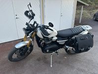 Triumph Scrambler 1200 XE