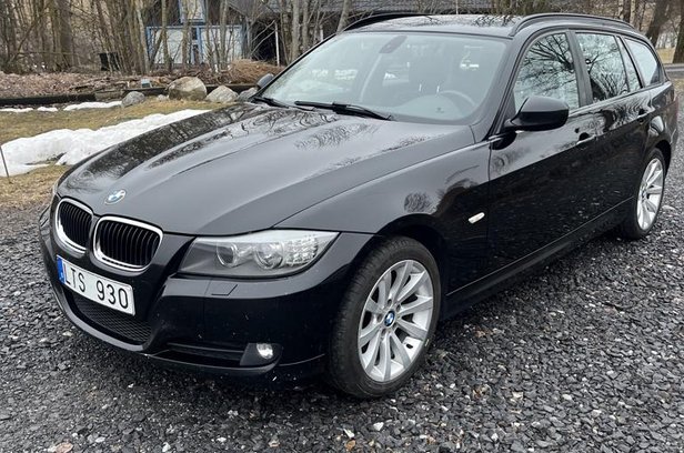 BMW 320 d Touring Automat säljes i Härnösand | Blocket