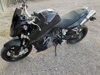 KTM 990 super duke 2009 i nyskick 508 mil 