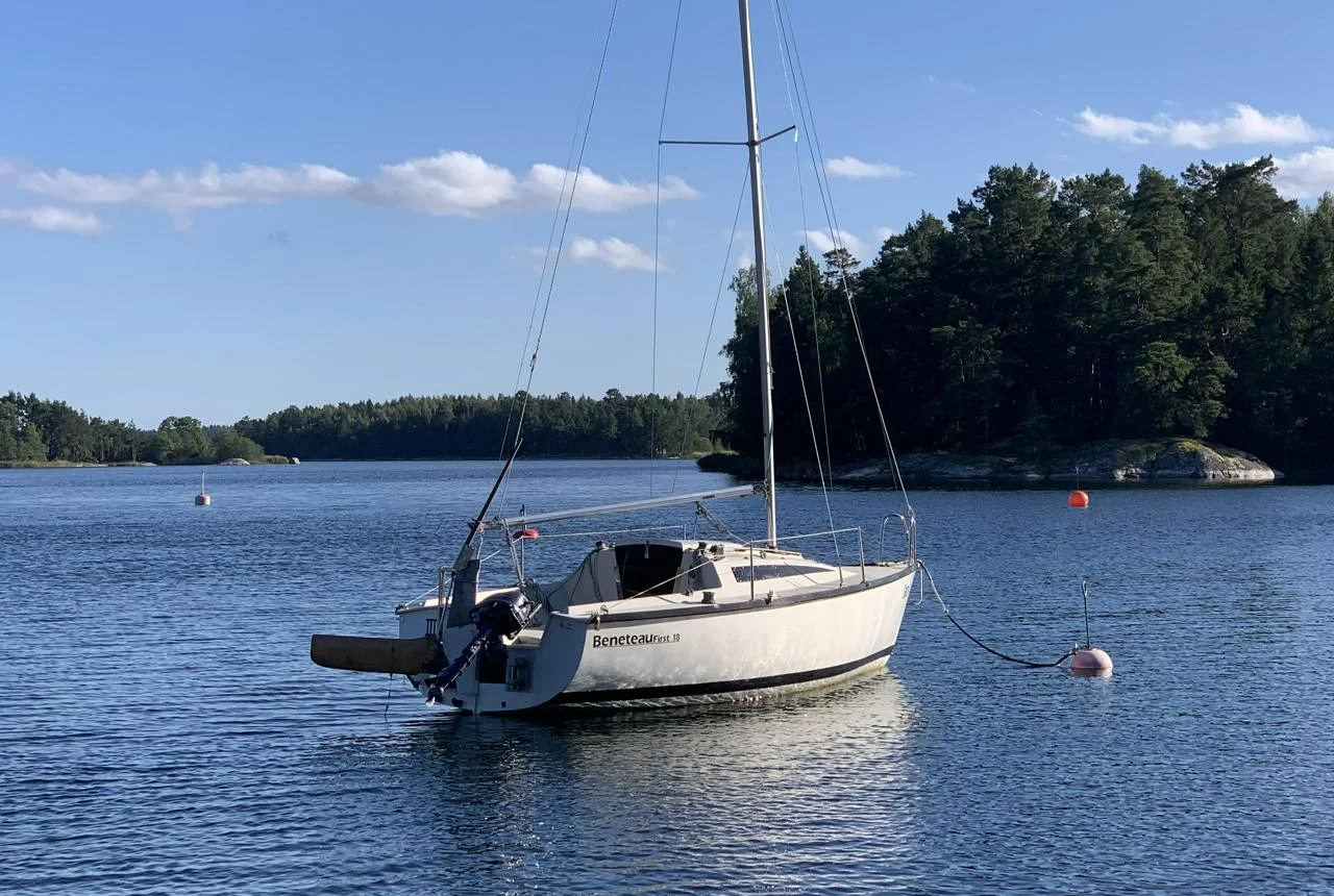 Beneteau first 18 trailerbar segelbåt image