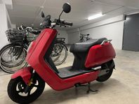 Niu N Sport Elmoped 45 km/h 500 mil