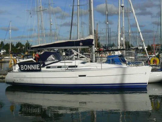 Beneteau Oceanis 323 Clipper årsmodell 2008 image