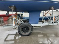 Robust trailer/kärra/vagga passande segel & motorbåt