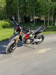 Aprilia Dorsoduro 750 factory