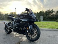 Yamaha R7 Akrapovic