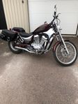 Suzuki Intruder 800