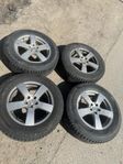 Volvo XC60 XC70Bridgestone dubbade vinterdäck 17 tum