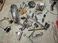 KTM fälgar and plastics, Yamaha xs650 parts, and others