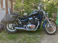 Suzuki intruder 800