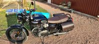 Triumph Bonneville T120 Black